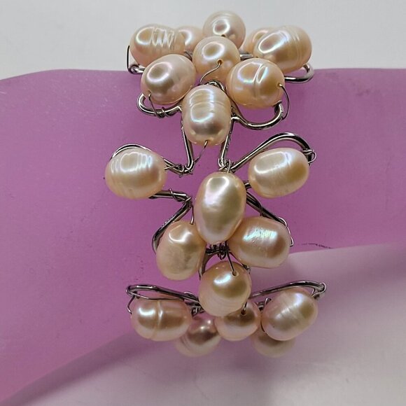 Unique White Freshwater Peach Pearl Bracelet Cuff - Picture 1 of 13